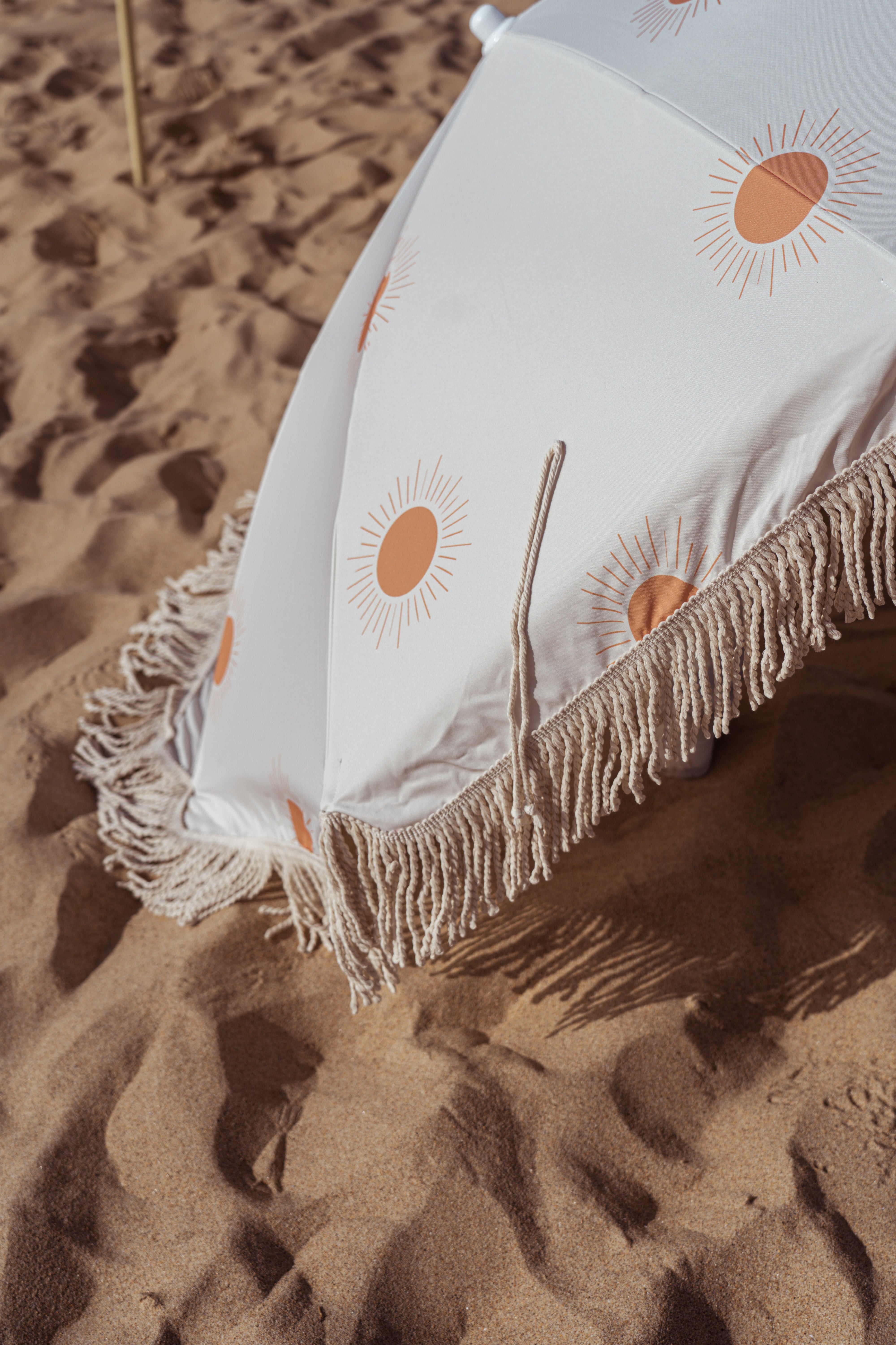 Beach Umbrella • Meco Shade (Suns)